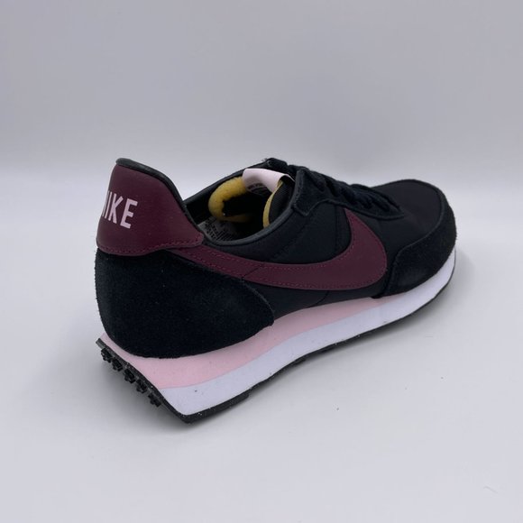 Nike Waffle Trainer 2 Black / Dark Beetroot Womens Shoes - Picture 8 of 8